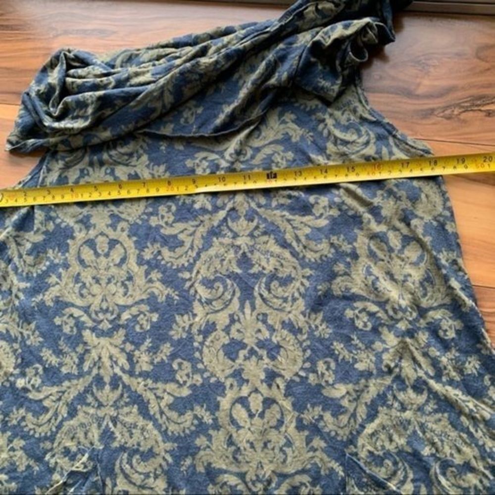 Chalet et ce ci dress - Picture 3 of 5